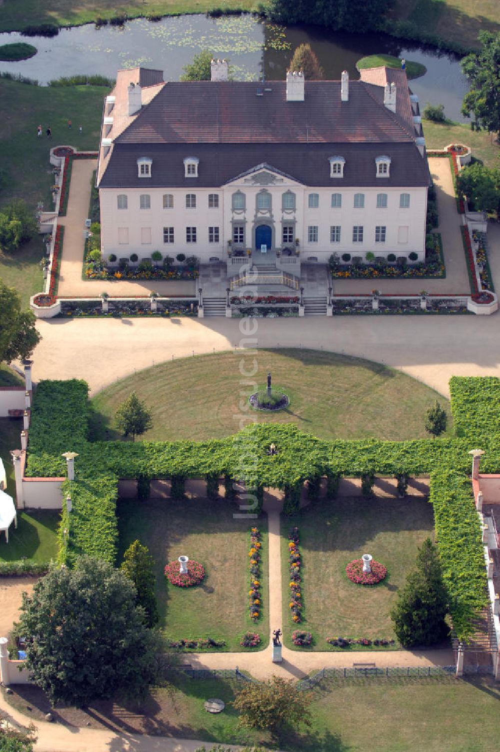 Cottbus aus der Vogelperspektive: Schloss Branitz