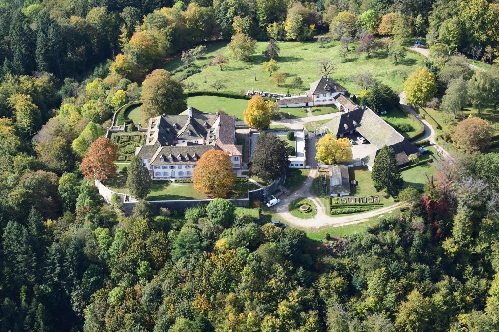Kandern aus der Vogelperspektive: Schloss Bürgeln im Südschwarzwald in Schliengen bei Kandern im Bundesland Baden-Württemberg, Deutschland