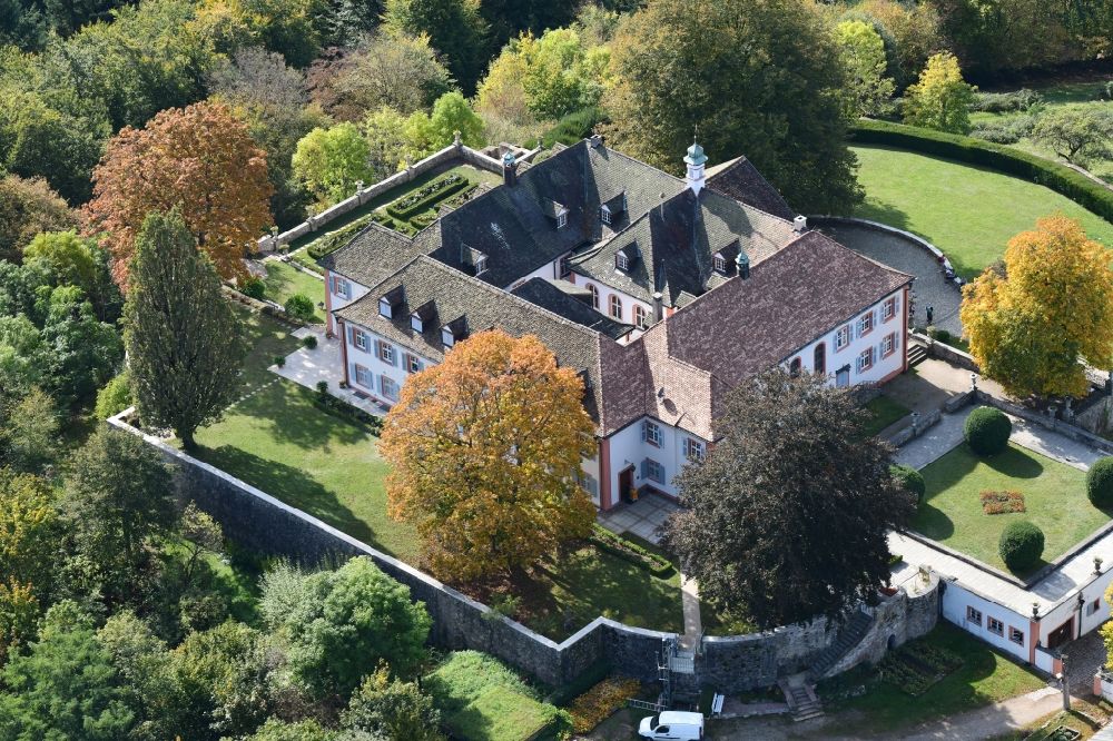 Kandern von oben - Schloss Bürgeln im Südschwarzwald in Schliengen bei Kandern im Bundesland Baden-Württemberg, Deutschland