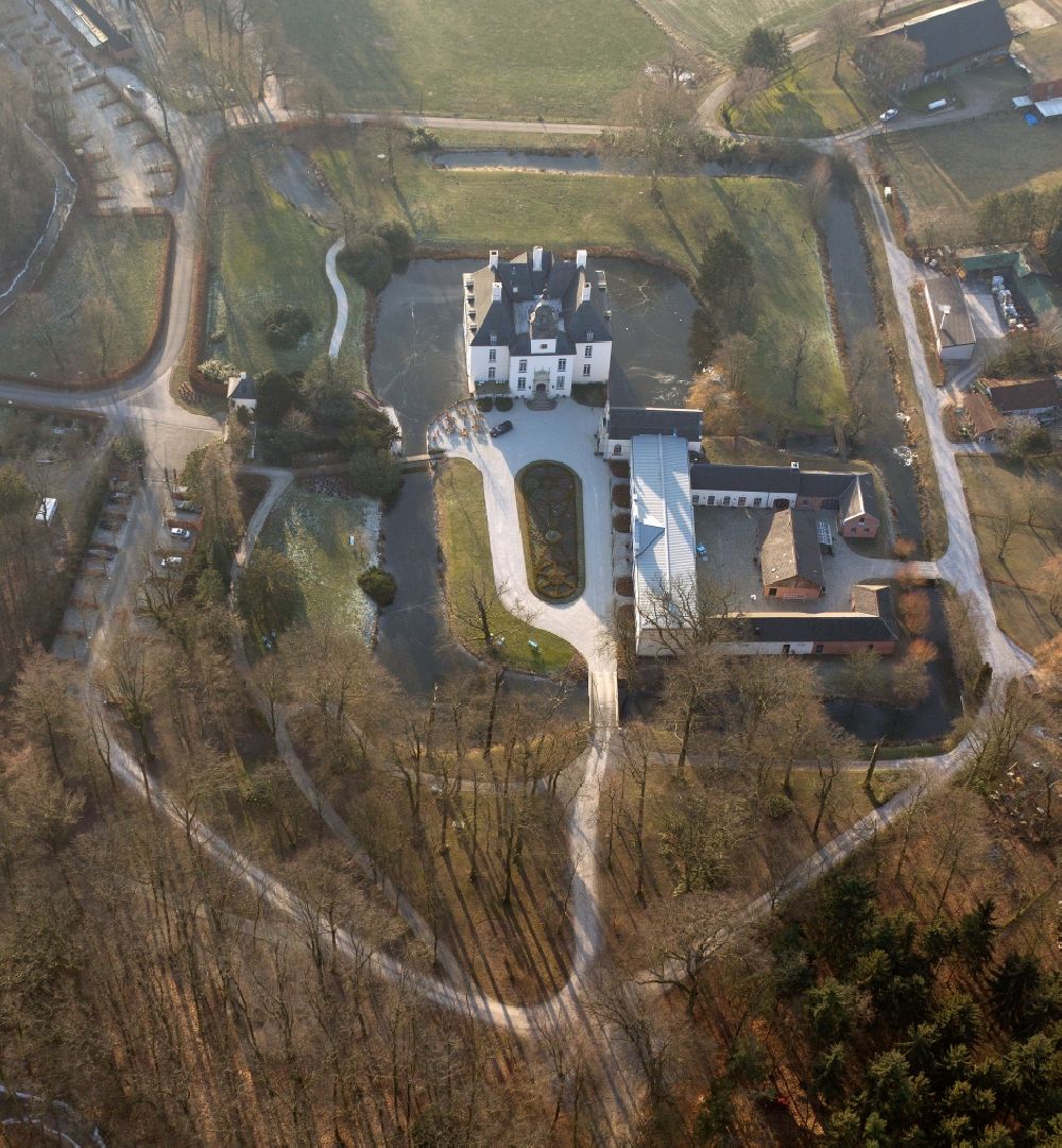 Luftbild Hünxe - Schloss Gartrop in Hünxe im Bundesland Nordrhein-Westfalen