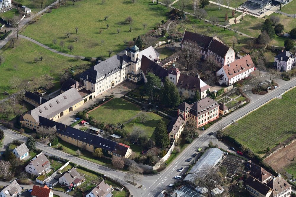 Heitersheim von oben - Schloss Heitersheim, ehemaliges Malteserschloss in Heitersheim im Bundesland Baden-Württemberg, Deutschland