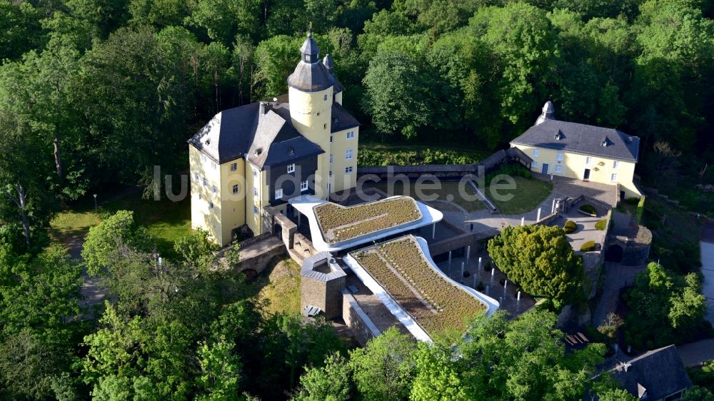 Nümbrecht aus der Vogelperspektive: Schloss Homburg in Nümbrecht im Bundesland Nordrhein-Westfalen, Deutschland