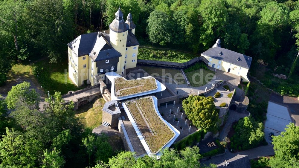 Nümbrecht von oben - Schloss Homburg in Nümbrecht im Bundesland Nordrhein-Westfalen, Deutschland
