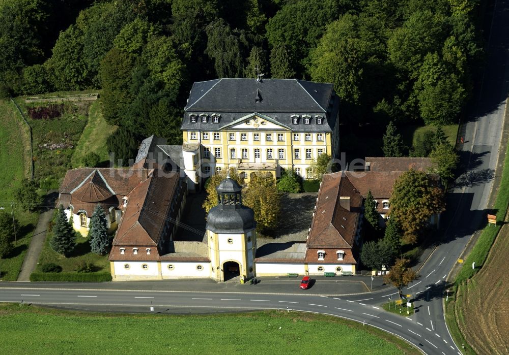 Eggolsheim aus der Vogelperspektive: Schloss Jägersburg im Ortsteil Bammersdorf in Eggolsheim im Bundesland Bayern