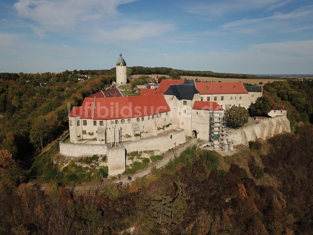 Luftbild Freyburg (Unstrut) - Schloss Neuenburg und der Bergfried Dicker Wilhelm bei Freyburg Unstrut im Bundesland Sachsen-Anhalt