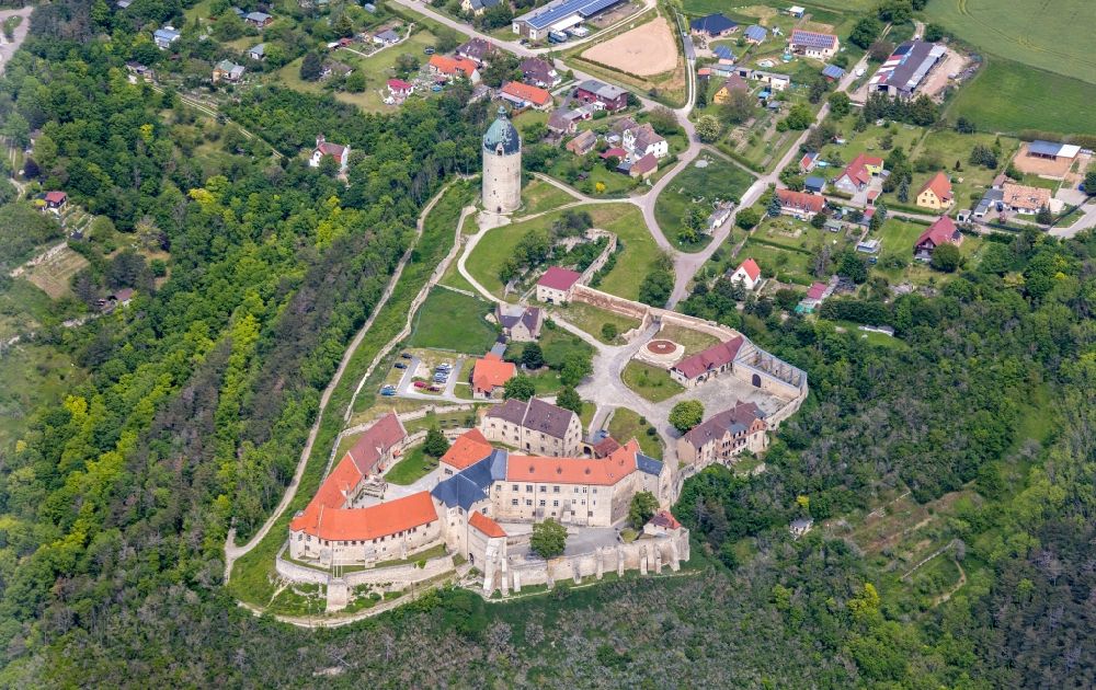 Luftaufnahme Freyburg (Unstrut) - Schloss Neuenburg und der Bergfried Dicker Wilhelm bei Freyburg Unstrut im Bundesland Sachsen-Anhalt, Deutschland