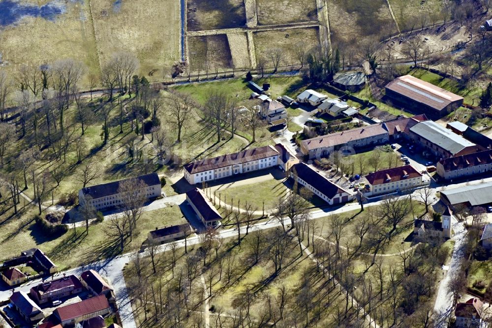 Luftbild Ketzin - Schloß Paretz in Ketzin im Bundesland Brandenburg, Deutschland