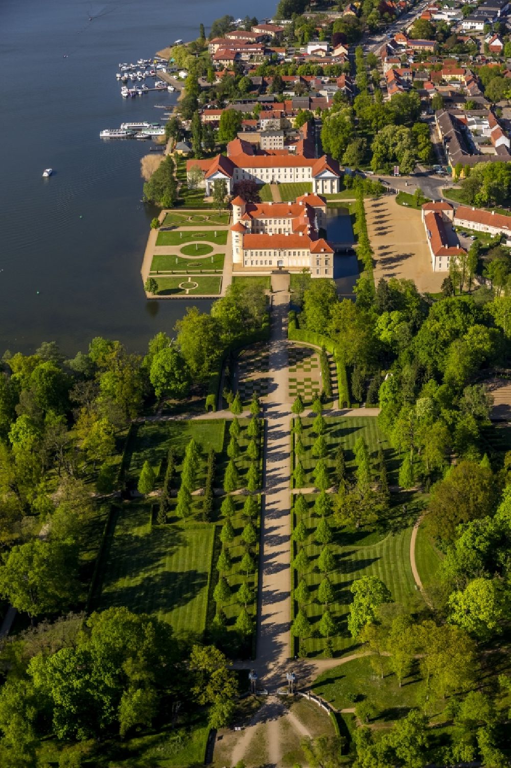 Rheinsberg aus der Vogelperspektive: Schloss Rheinsberg in Rheinsberg im Bundesland Brandenburg
