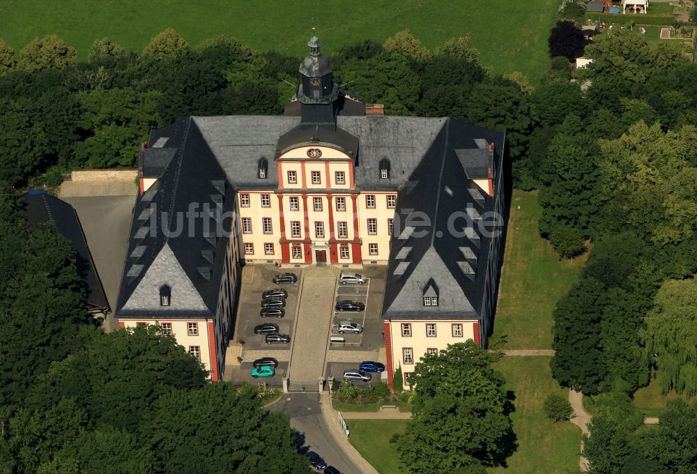 Saalfeld/Saale aus der Vogelperspektive: Schloss in Saalfeld im Bundesland Thüringen