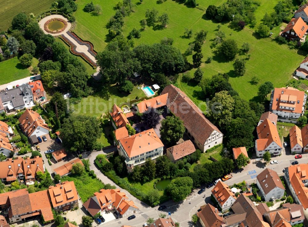 Ditzingen aus der Vogelperspektive: Schloss Schöckingen im Ortsteil Schöckingen in Ditzingen im Bundesland Baden-Württemberg