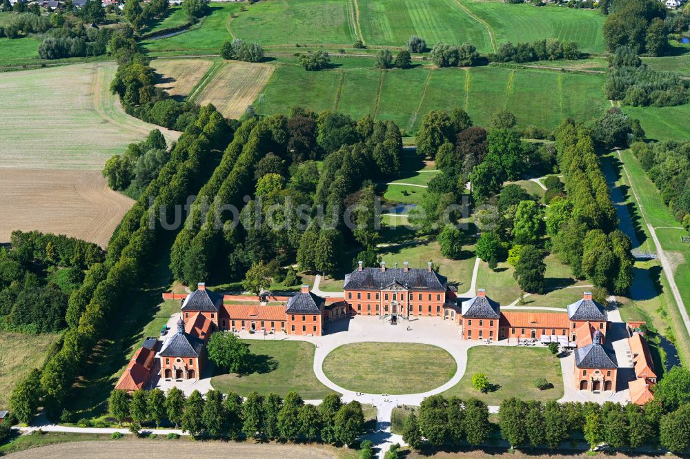Luftaufnahme Klütz - Schloß Schloss Bothmer in Klütz im Bundesland Mecklenburg-Vorpommern, Deutschland