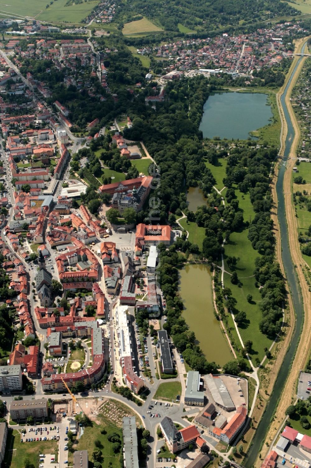 Luftaufnahme Sondershausen - Schloss und Schlosspark von Sondershausen im Bundesland Thüringen