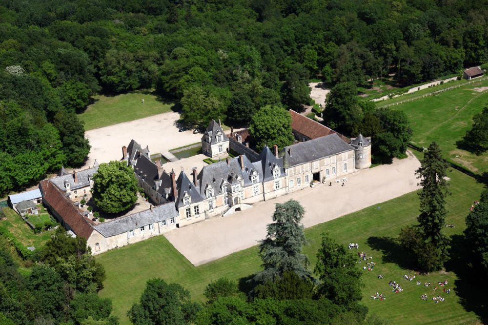 Luftbild Tour-en-Sologne - Schloss Villesavin Tour-en-Sologne