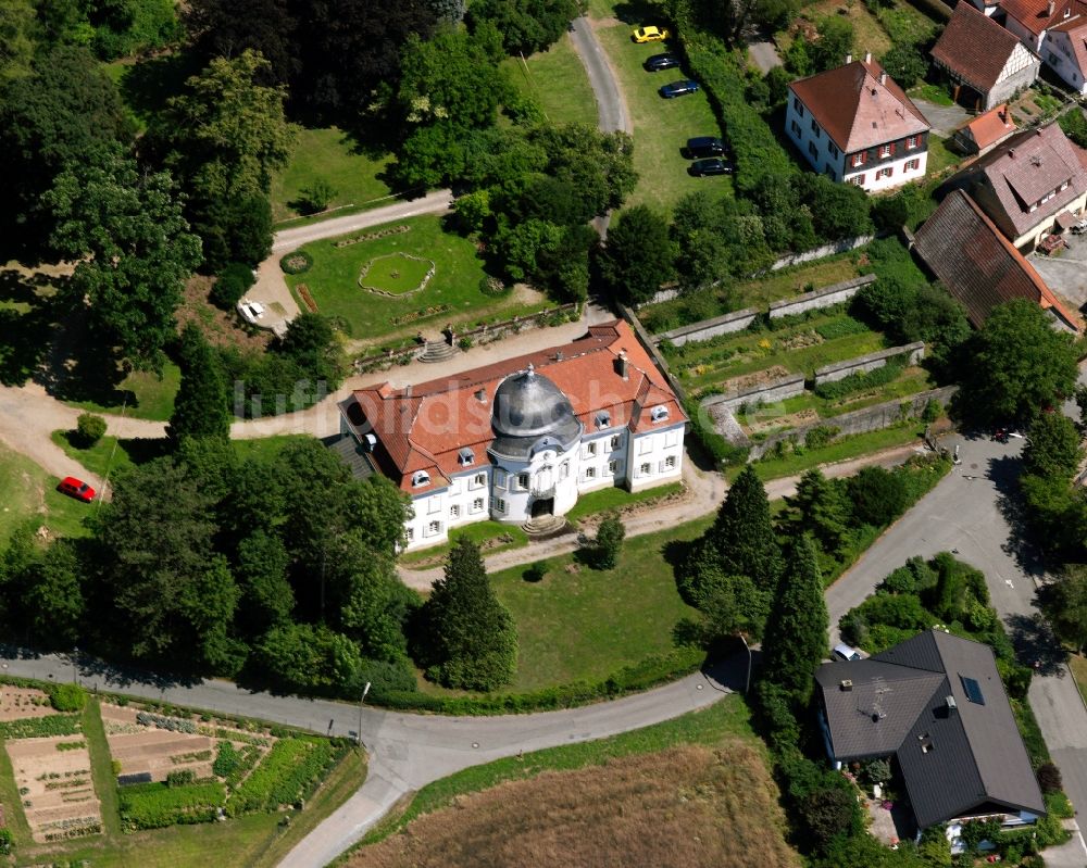 Luftaufnahme Jagsthausen - Schloss Weißes Schloss in Jagsthausen im Bundesland Baden-Württemberg, Deutschland