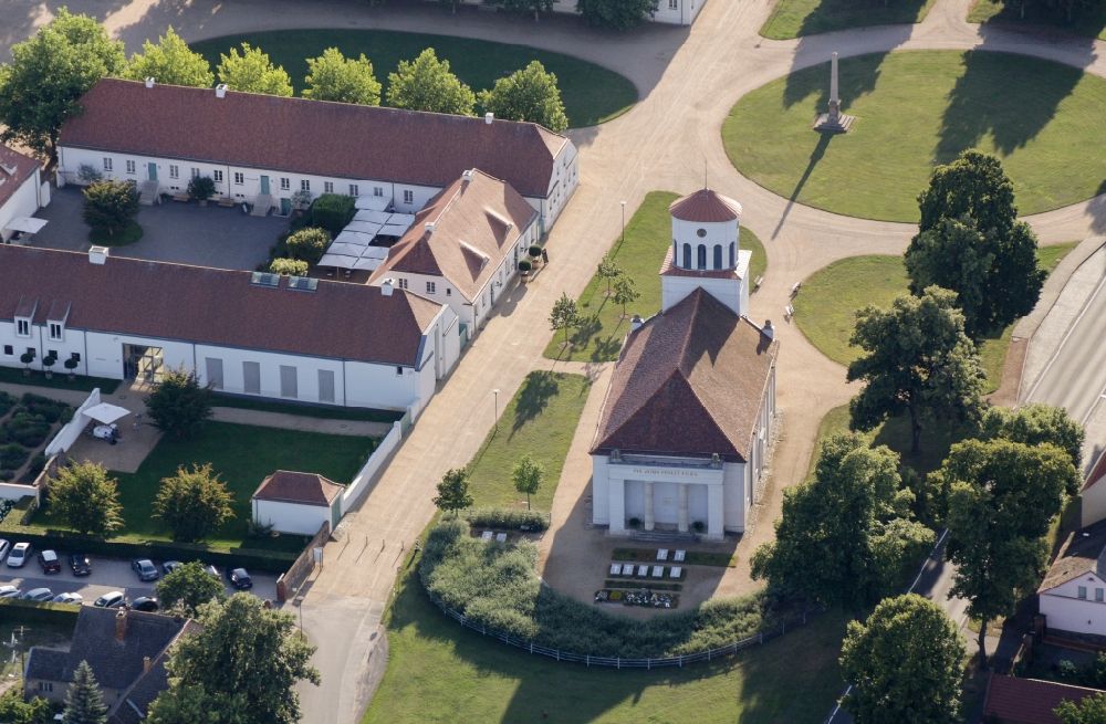 Luftaufnahme Neuhardenberg - Schlosshotel in Neuhardenberg im Bundesland Brandenburg
