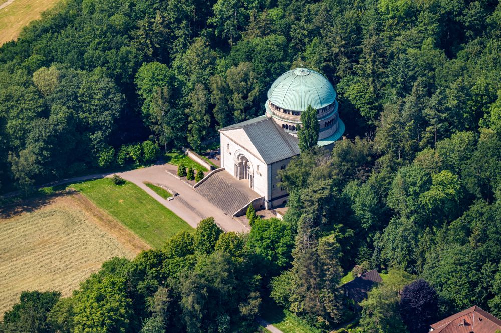 Luftbild Bückeburg - Schloßpark mit dem Mausoleum in Bückeburg im Bundesland Niedersachsen, Deutschland