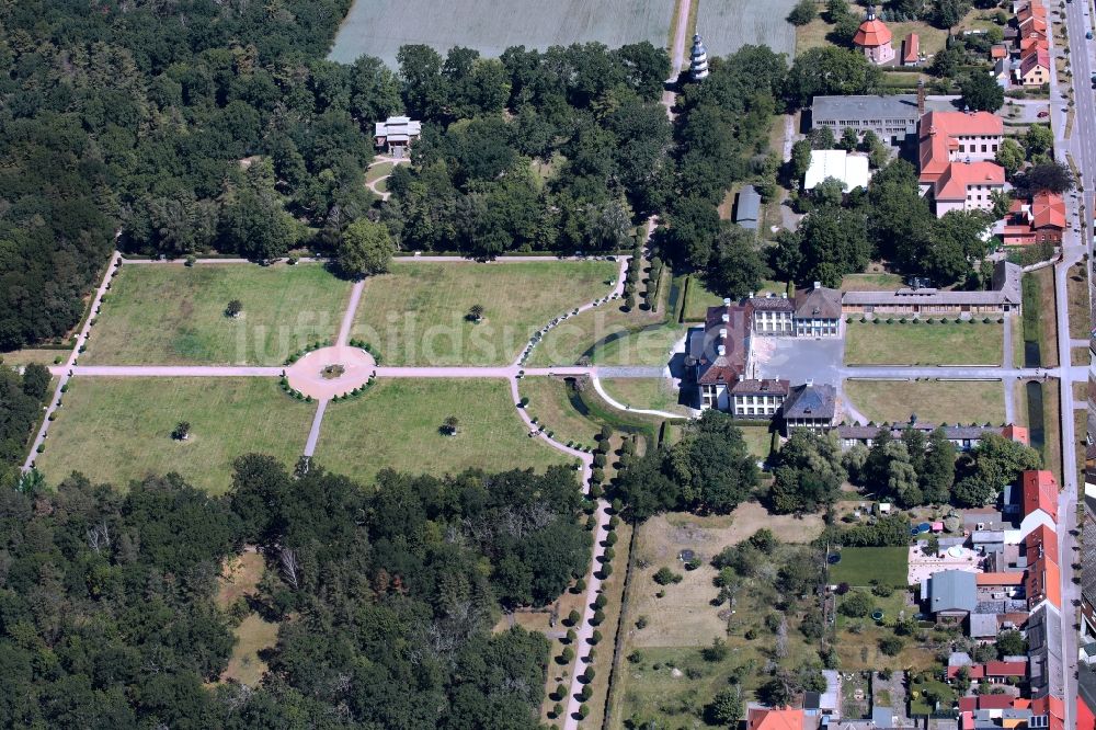 Luftbild Oranienbaum-Wörlitz - Schloßparkanlage am Schloss Oranienbaum in Oranienbaum-Wörlitz im Bundesland Sachsen-Anhalt