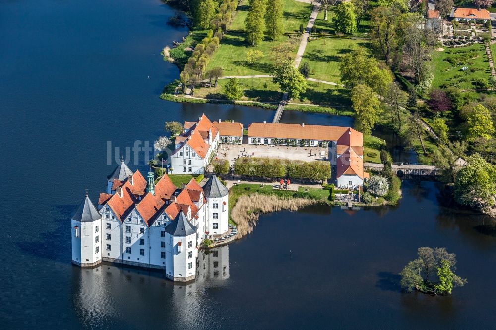 Luftbild Glücksburg - Schlosssee mit Wasserschloß Schloss Glücksburg im Ortsteil Ulstrupfeld in Glücksburg im Bundesland Schleswig-Holstein