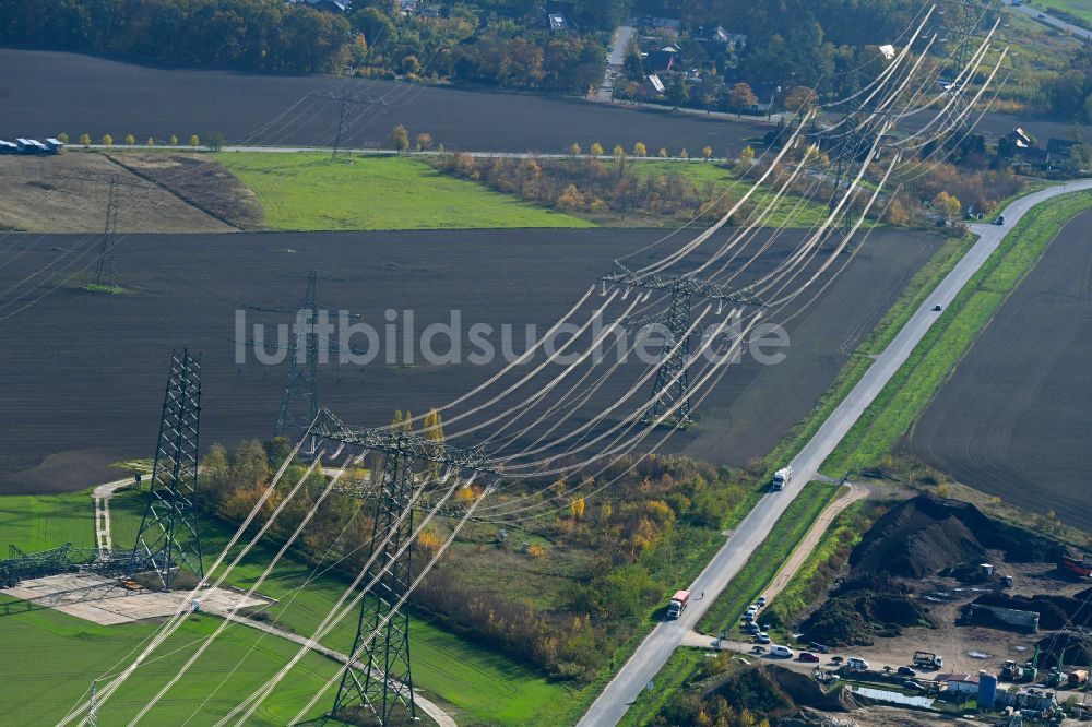 Luftbild Altlandsberg - Schneisen- und Streckenverlauf der Stromführungstrasse in Altlandsberg im Bundesland Brandenburg, Deutschland