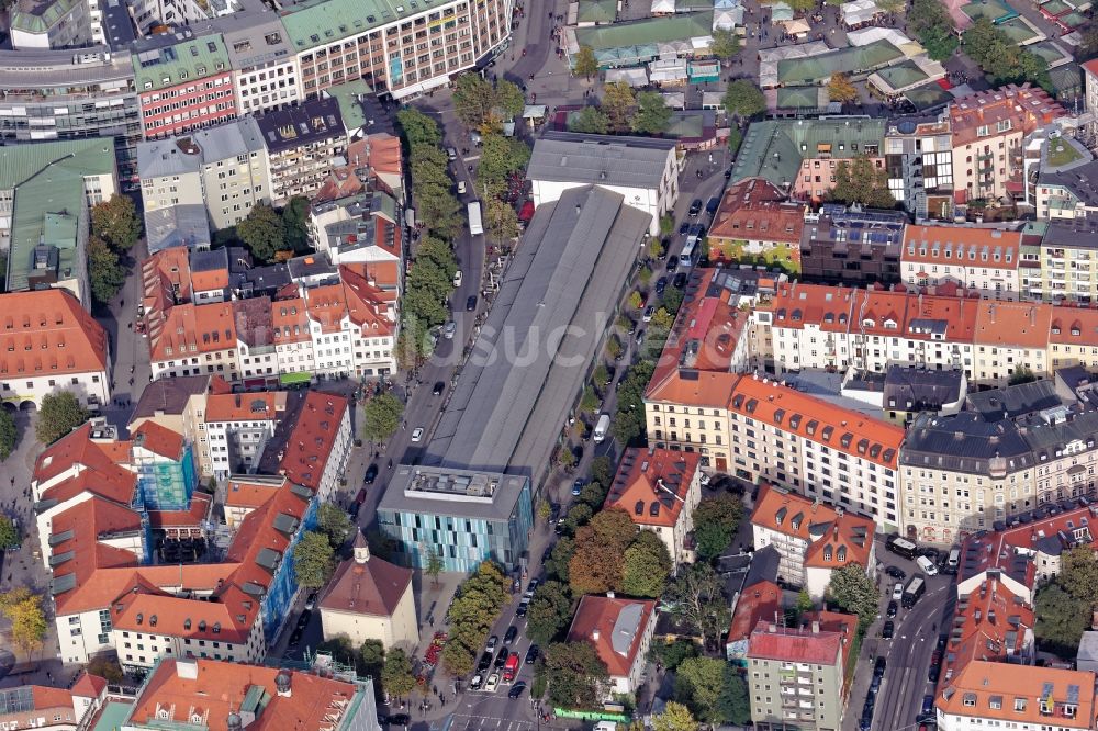Luftbild München - Schrannenhalle zwischen Hochbunker und Viktualienmarkt in München im Bundesland Bayern
