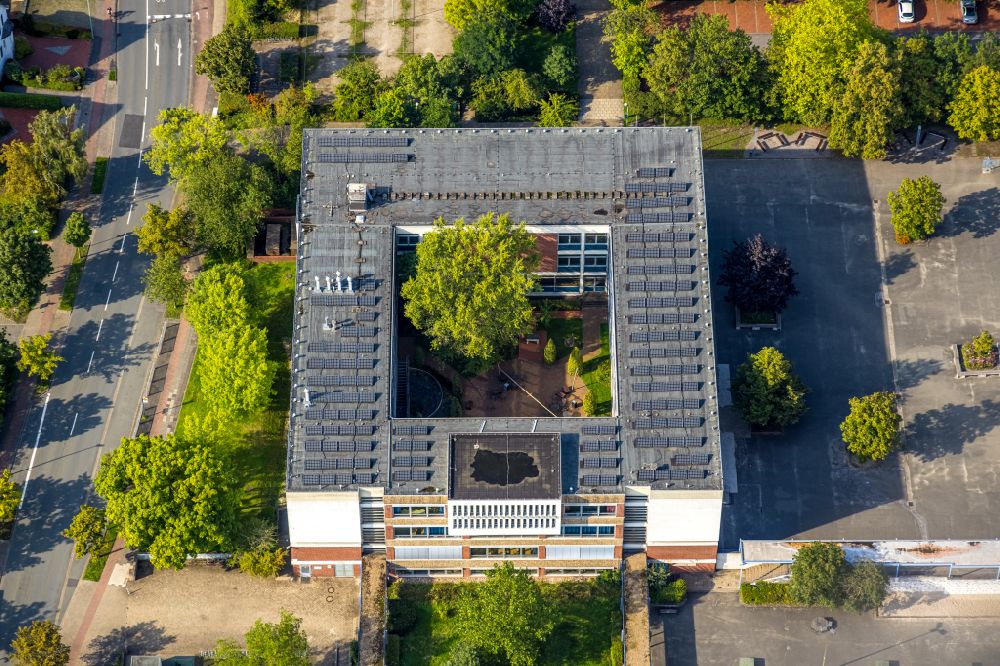 Luftbild Beckum - Schulgebäude Albertus-Magnus-Gymnasium in Beckum im Bundesland Nordrhein-Westfalen, Deutschland