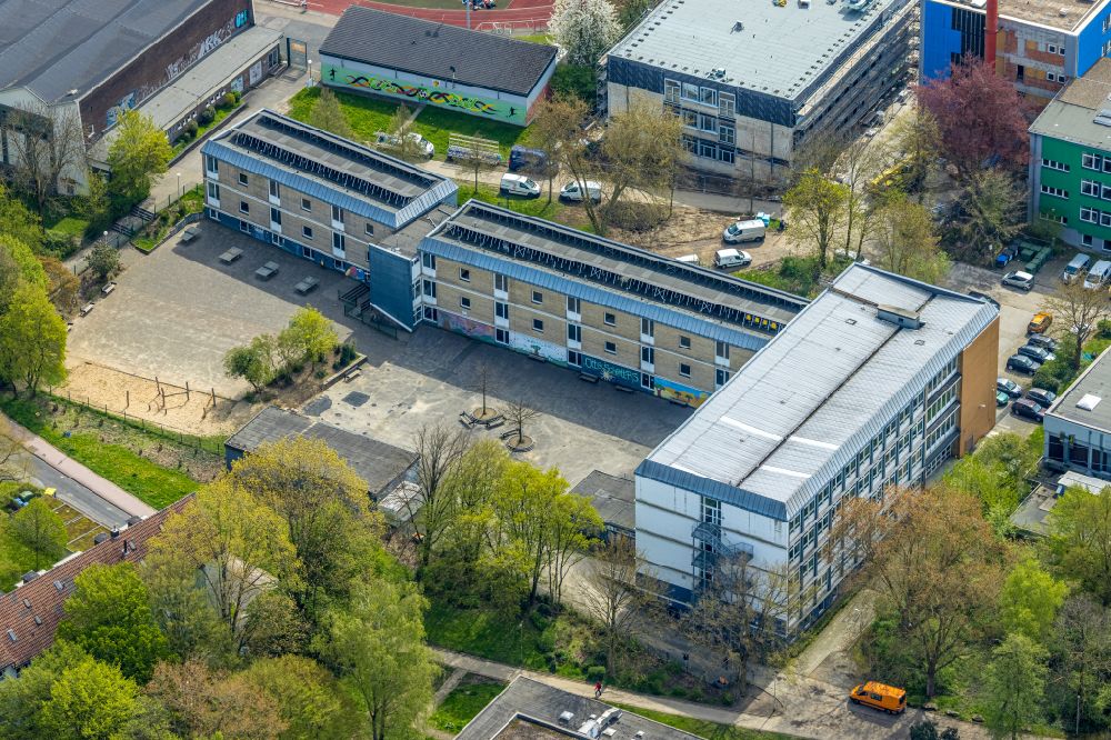 Luftbild Witten - Schulgebäude des Berufskolleg Witten und der Otto-Schott-Realschule an der Husemannstraße - Am Viehmarkt in Witten im Bundesland Nordrhein-Westfalen, Deutschland