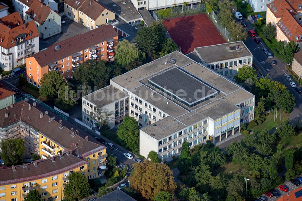 Luftbild Würzburg - Schulgebäude Dag-Hammarskjöld-Gymnasium in Würzburg im Bundesland Bayern, Deutschland