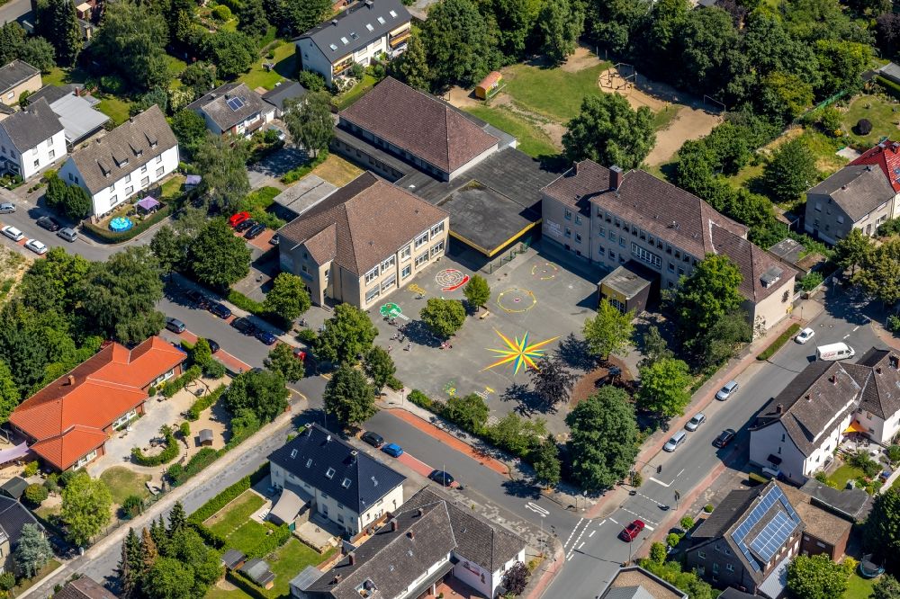 Luftbild Beckum - Schulgebäude der Friedrich-von-Bodelschwingh-Schule in Beckum im Bundesland Nordrhein-Westfalen, Deutschland