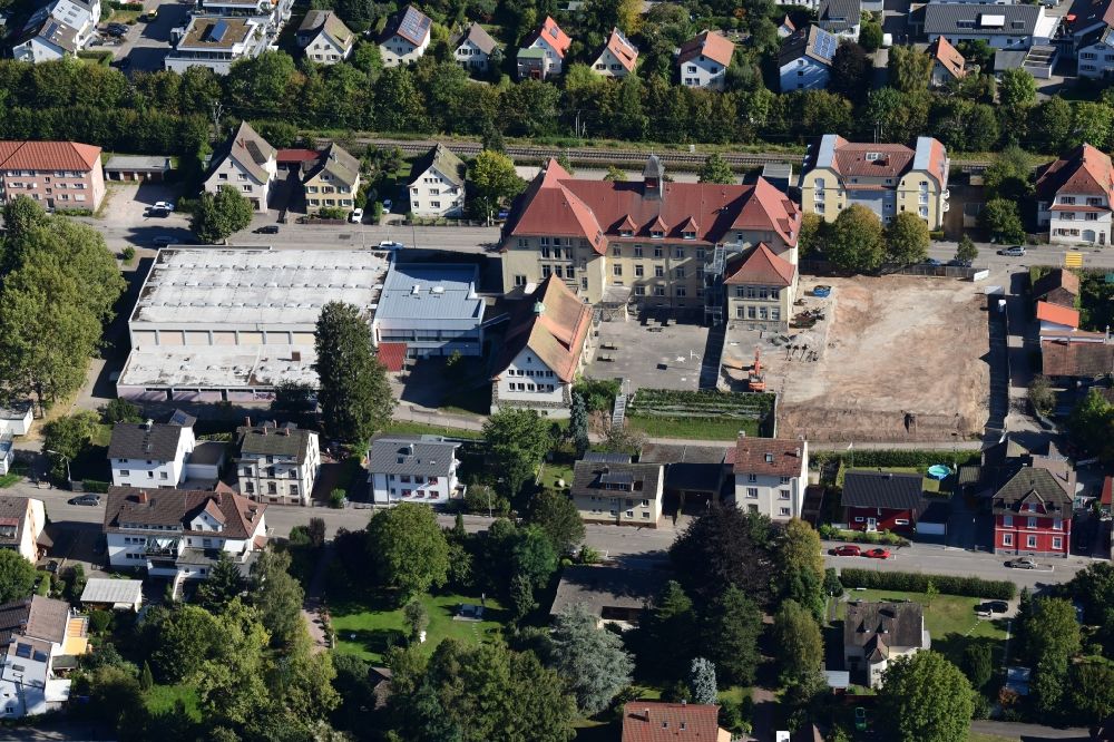 Luftbild Schopfheim - Schulgebäude der Friedrich-Ebert-Gemeinschaftsschule FES und Baustelle zum Campus in Schopfheim im Bundesland Baden-Württemberg, Deutschland