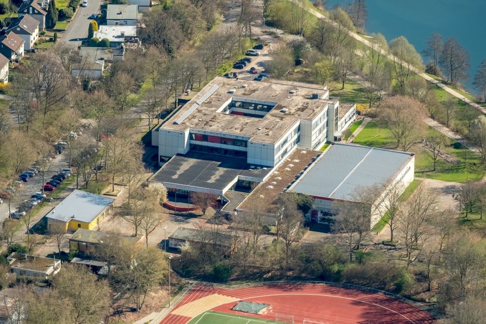 Herdecke von oben - Schulgebäude der Friedrich Harkort Schule in Herdecke im Bundesland Nordrhein-Westfalen