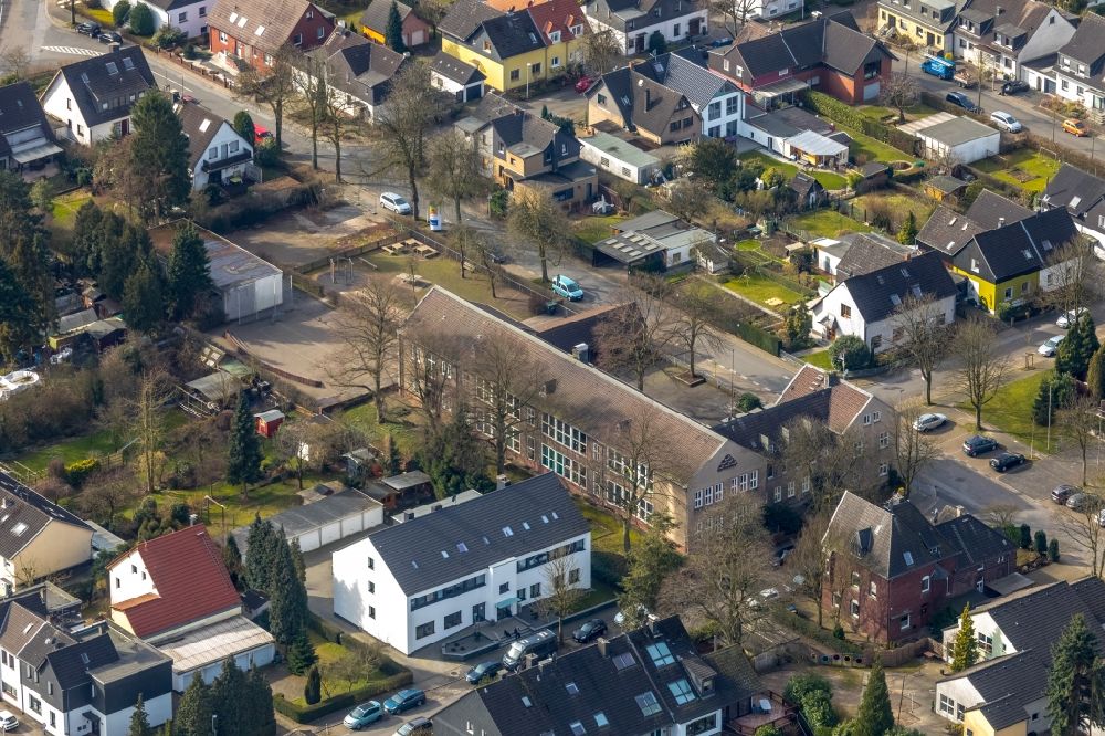 Luftbild Selbeck - Schulgebäude der Gemeinschaftsgrundschule in der Kastanienallee in Selbeck im Bundesland Nordrhein-Westfalen, Deutschland