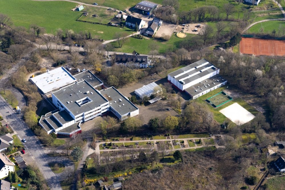 Witten aus der Vogelperspektive: Schulgebäude Gesamtschule Hardenstein in Witten im Bundesland Nordrhein-Westfalen, Deutschland