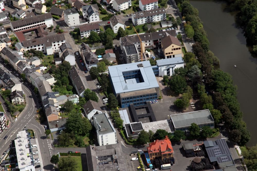Luftbild Bad Ems - Schulgebäude des Goethe- Gymnasiums in Bad Ems im Bundesland Rheinland-Pfalz, Deutschland