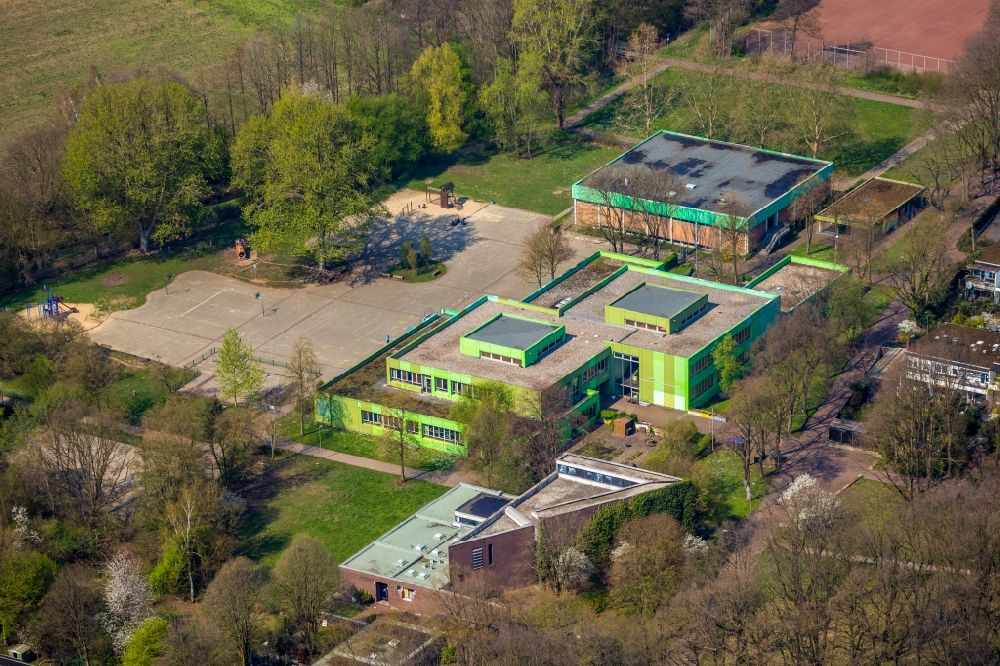 Luftbild Dorsten - Schulgebäude der Grüne Schule an der Talaue in Dorsten im Bundesland Nordrhein-Westfalen, Deutschland