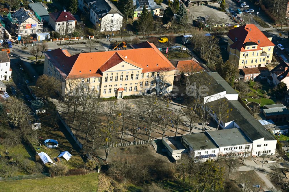 Luftbild Biesenthal - Schulgebäude Grundschule Am Pfefferberg in Biesenthal im Bundesland Brandenburg, Deutschland