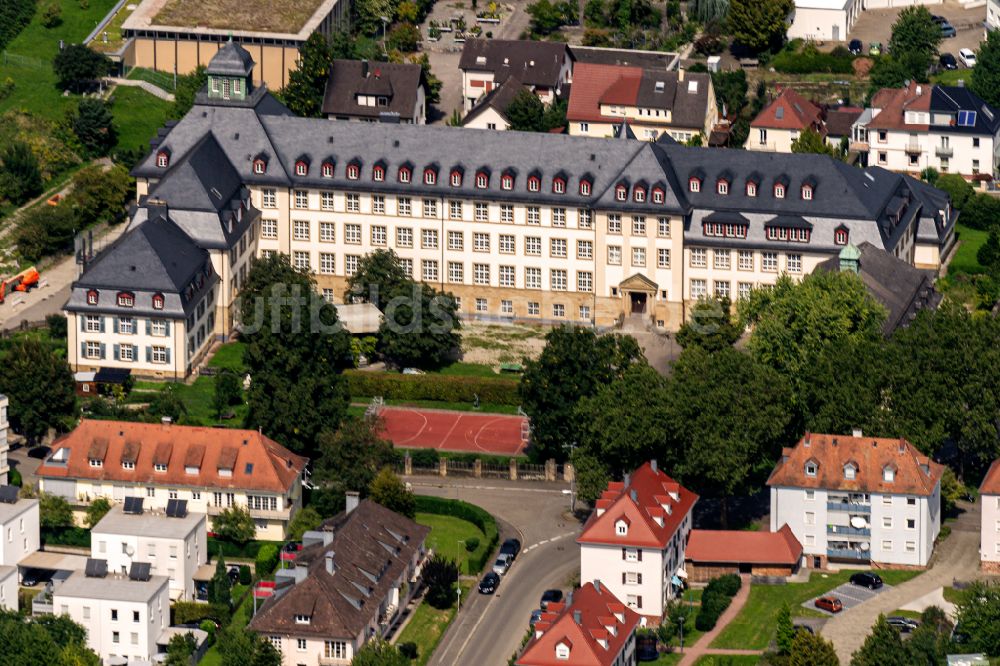 Lahr/Schwarzwald aus der Vogelperspektive: Schulgebäude Gymnasium Clara Schumann in Lahr/Schwarzwald im Bundesland Baden-Württemberg, Deutschland