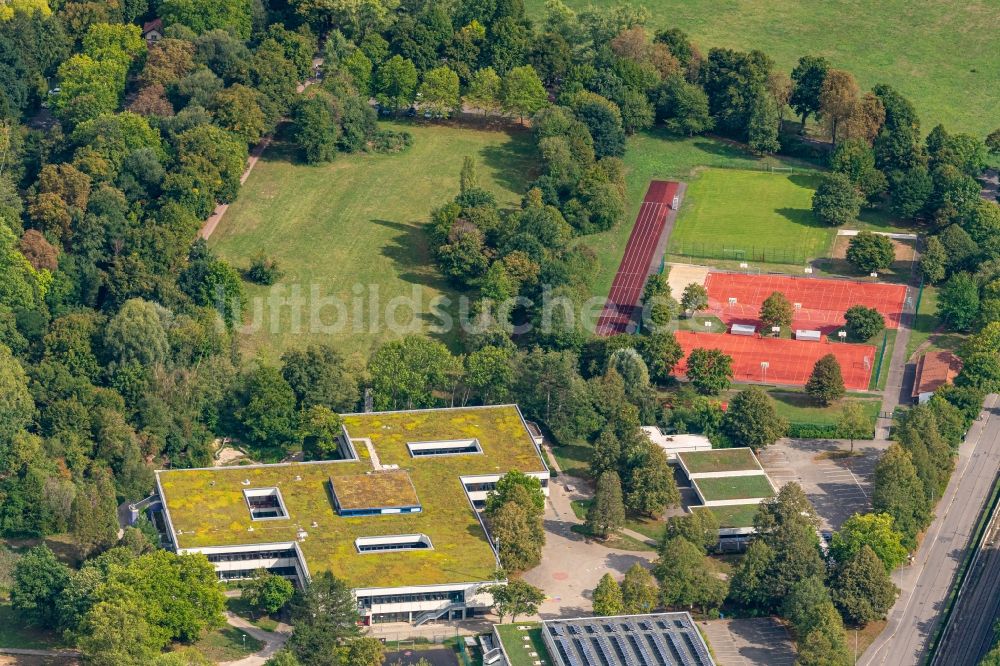Emmendingen von oben - Schulgebäude des Gymnasium Goethe-Gymnasium Emmendingen in Emmendingen im Bundesland Baden-Württemberg, Deutschland