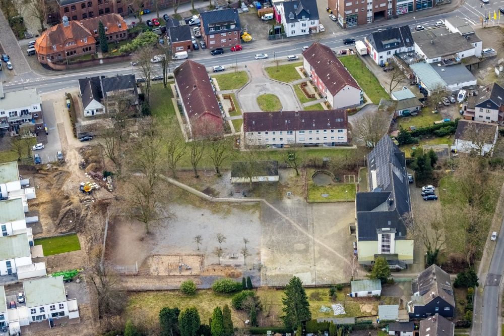 Luftaufnahme Bottrop - Schulgebäude der Hauptschule Welheim (HSW) an der Blankenstraße im Ortsteil Batenbrock in Bottrop im Bundesland Nordrhein-Westfalen, Deutschland