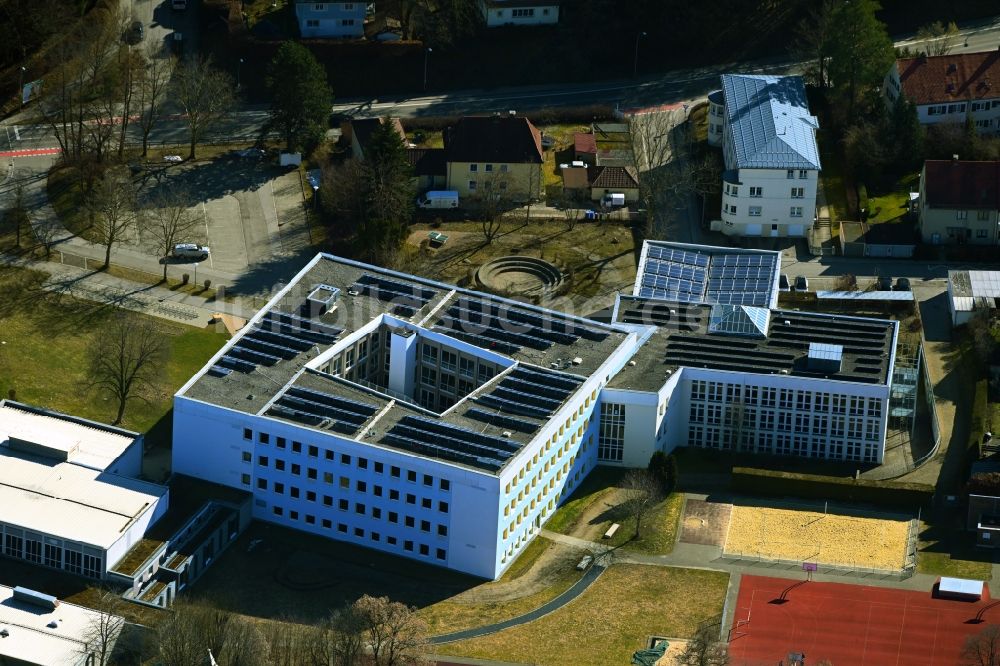 Kempten (Allgäu) von oben - Schulgebäude Hildegardis-Gymnasium Kempten in Kempten (Allgäu) im Bundesland Bayern, Deutschland