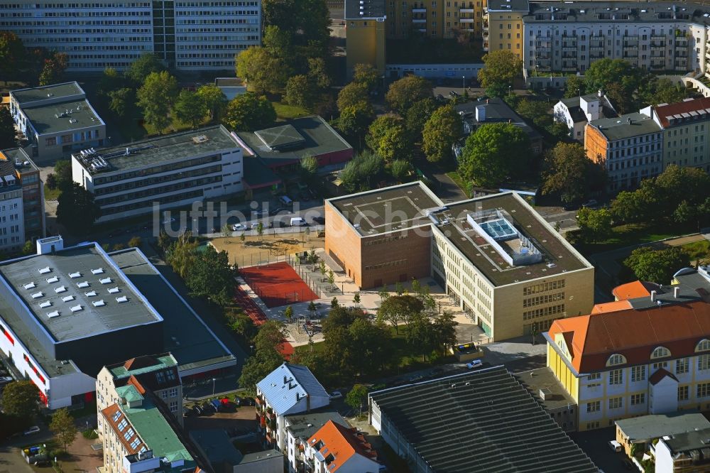 Leipzig von oben - Schulgebäude an der Jablonowskistraße in Leipzig im Bundesland Sachsen, Deutschland