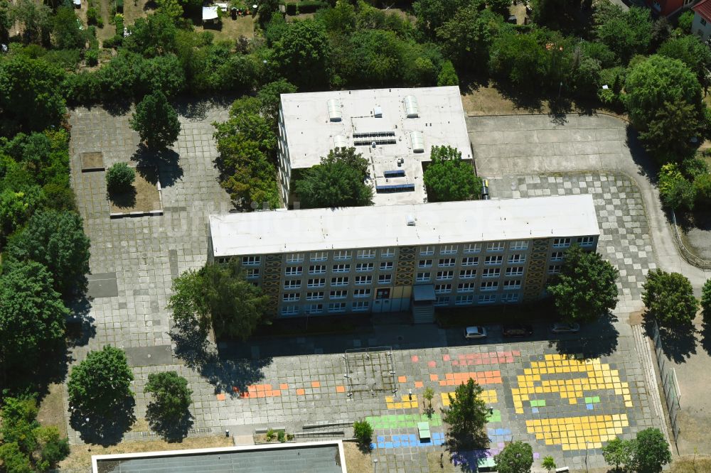 Luftaufnahme Erfurt - Schulgebäude Kolpingschule im Ortsteil Daberstedt in Erfurt im Bundesland Thüringen, Deutschland