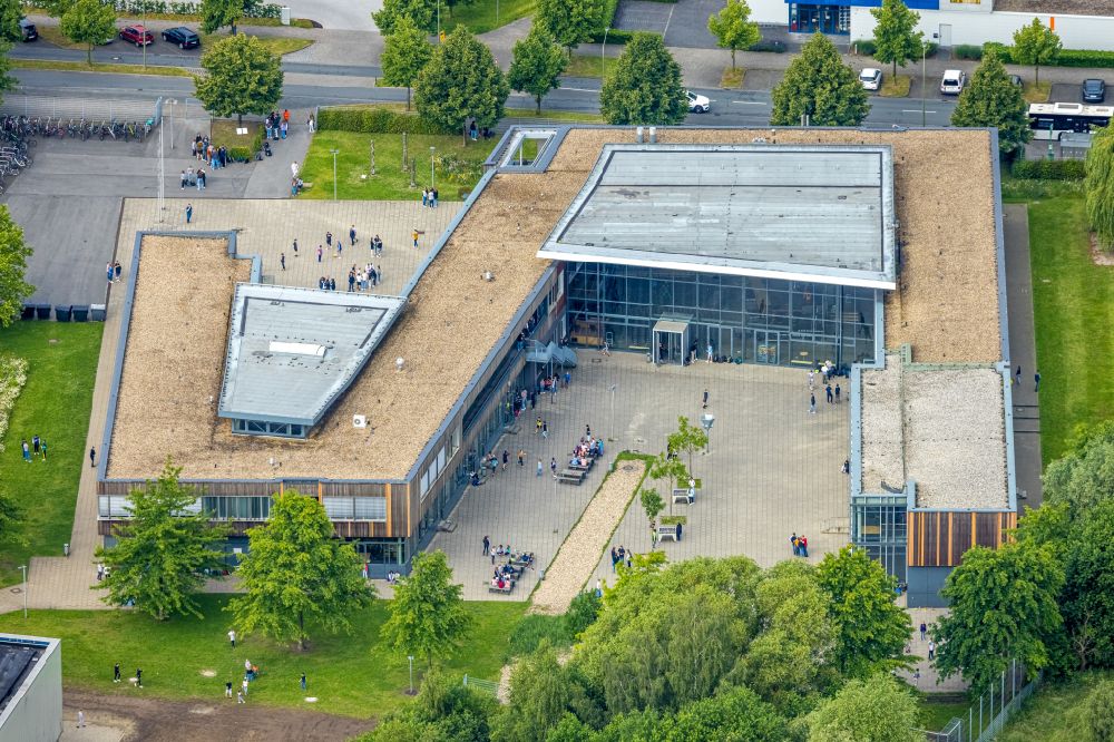 Hamm aus der Vogelperspektive: Schulgebäude der Konrad-Adenauer Realschule in Hamm im Bundesland Nordrhein-Westfalen, Deutschland