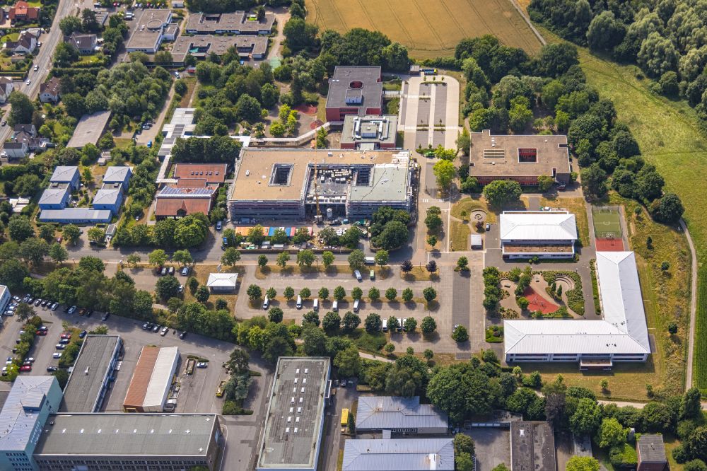 Luftaufnahme Dortmund - Schulgebäude am Marsbruch an der Marsbruchstraße in Dortmund im Bundesland Nordrhein-Westfalen, Deutschland