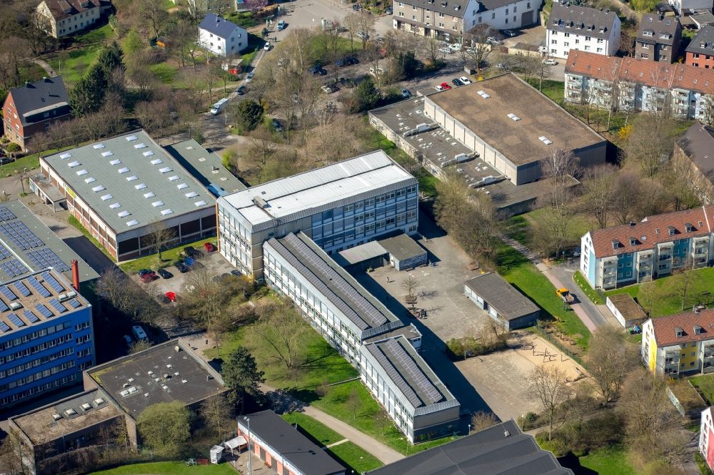 Luftaufnahme Witten - Schulgebäude der Otto-Schott-Realschule in Witten im Bundesland Nordrhein-Westfalen, Deutschland