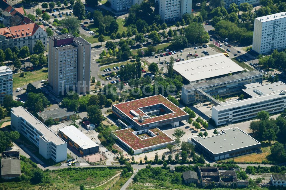 Leipzig von oben - Schulgebäude der Pablo-Neruda-Schule in Leipzig im Bundesland Sachsen, Deutschland