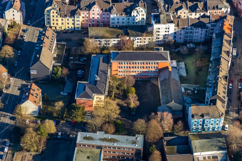 Hagen von oben - Schulgebäude der Realschule Haspe in Hagen im Bundesland Nordrhein-Westfalen, Deutschland
