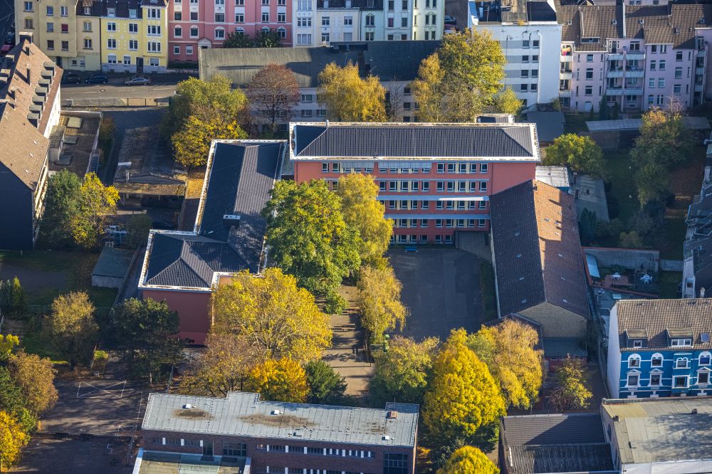 Hagen von oben - Schulgebäude der Realschule Haspe in Hagen im Bundesland Nordrhein-Westfalen, Deutschland