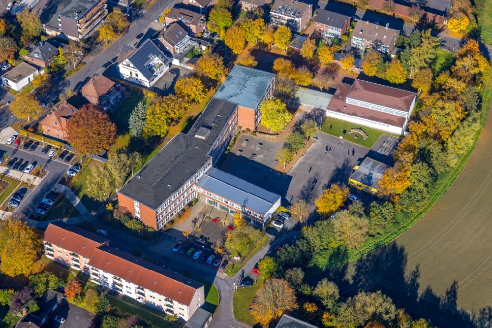 Luftaufnahme Hamm - Schulgebäude der Realschule Heessen an der Jahnstraße in Hamm im Bundesland Nordrhein-Westfalen, Deutschland