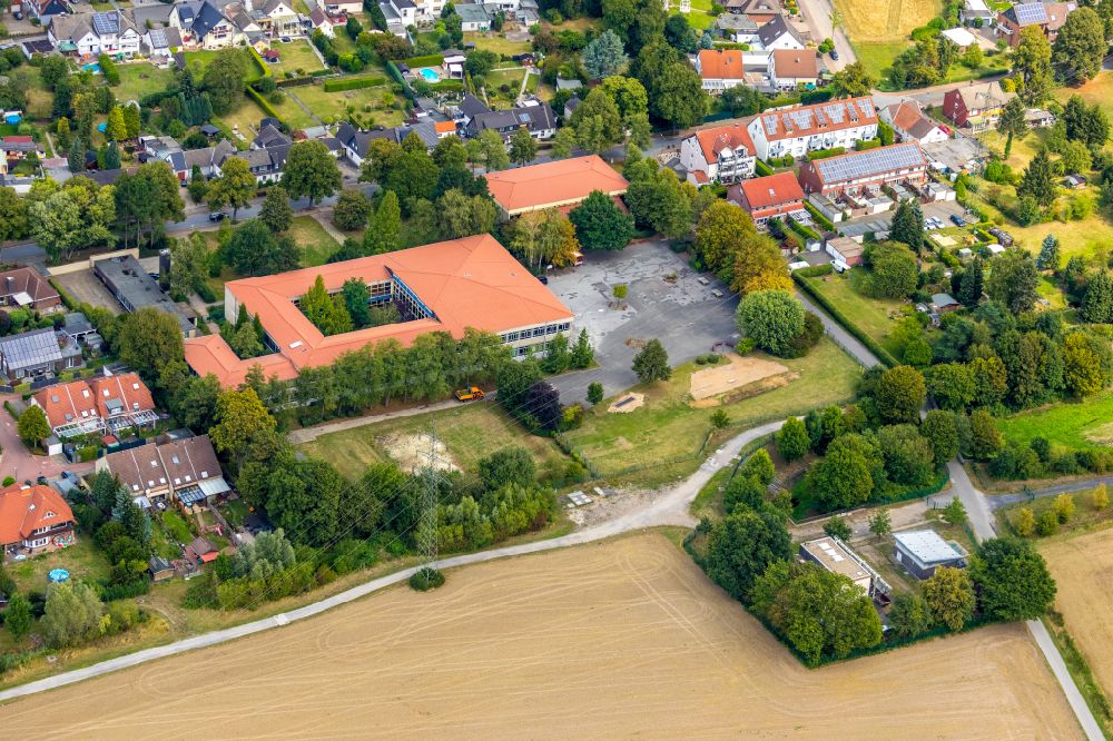 Luftaufnahme Bergkamen - Schulgebäude Realschule Oberaden in Bergkamen im Bundesland Nordrhein-Westfalen, Deutschland