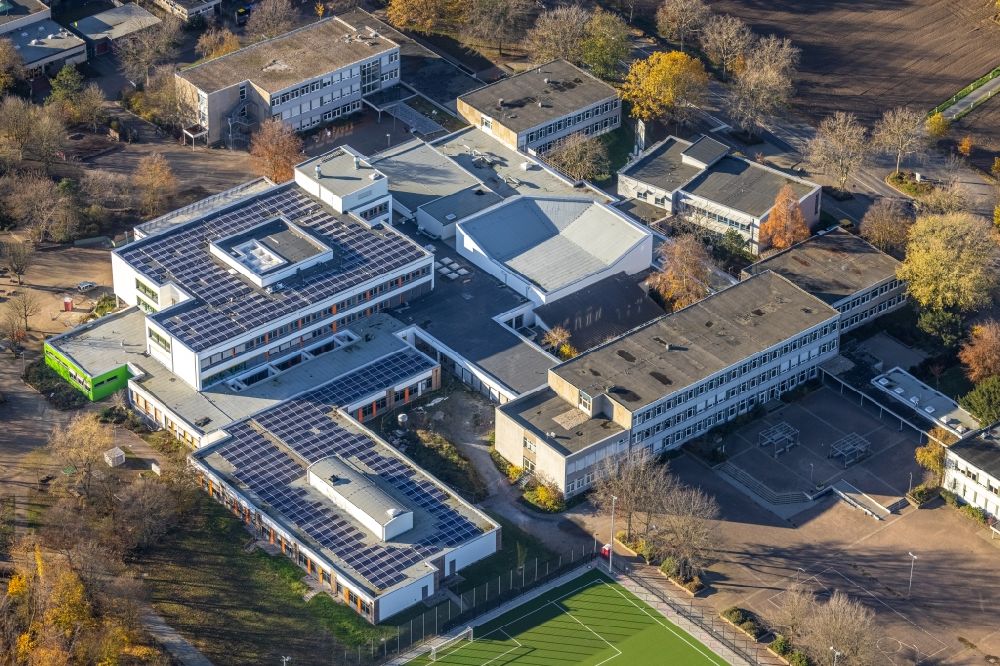 Luftaufnahme Neukirchen-Vluyn - Schulgebäude des Schulzentrums an der Tersteegenstraße in Neukirchen-Vluyn im Bundesland Nordrhein-Westfalen, Deutschland